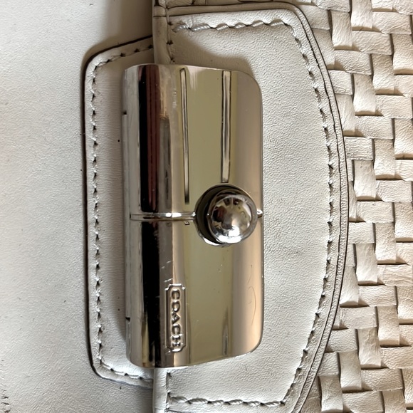 Coach white weaved genuine leather purse - Picture 8 of 12
